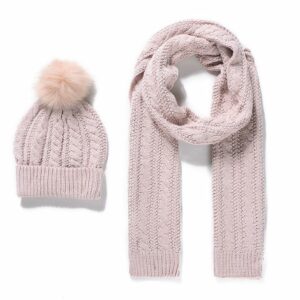Gorro rosa pompón