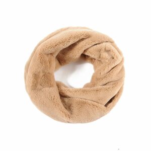 Cuello pelo beige